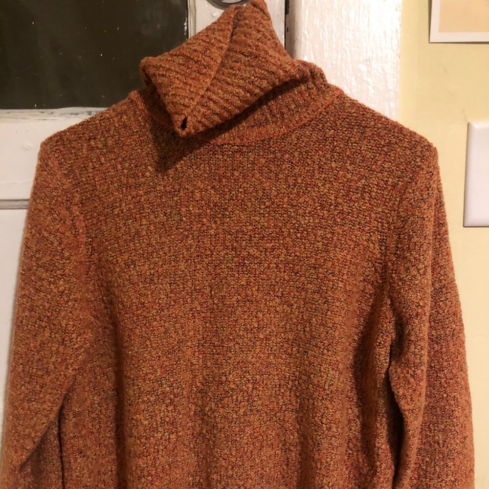 Orange cozy turtle neck